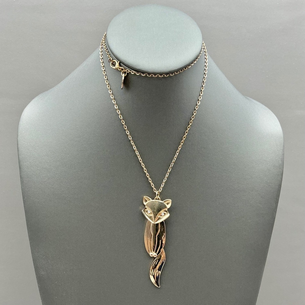 Charming Charlie Necklace Womens Gold Tone Fox Pendant Rhinestone Eye 24 Inch